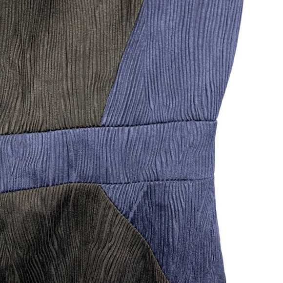 ADRIANNA PAPELL TEXTURED JACQUARD COLORBLOCK SLEEVELESS BLACK BLUE SHEATH DRESS - Picture 4 of 15